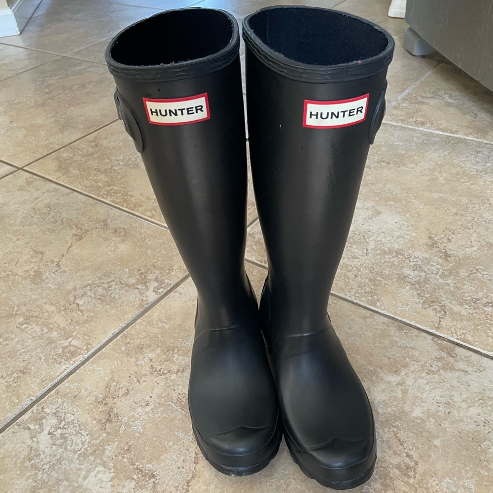 Hunter rain boots black big kids size 4